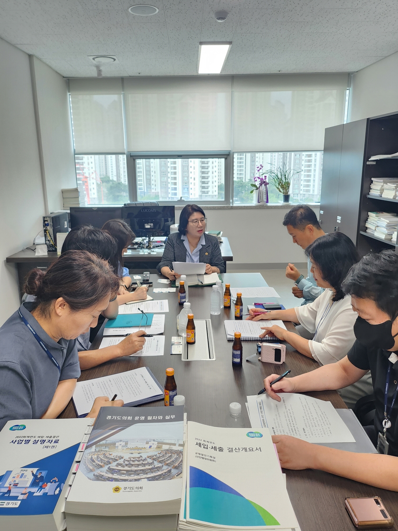 경기도의회 이서영 의원이 성남시 고도제한 완화와 관련해 정담회를 개최했다. [사진=경기도의회 제공]