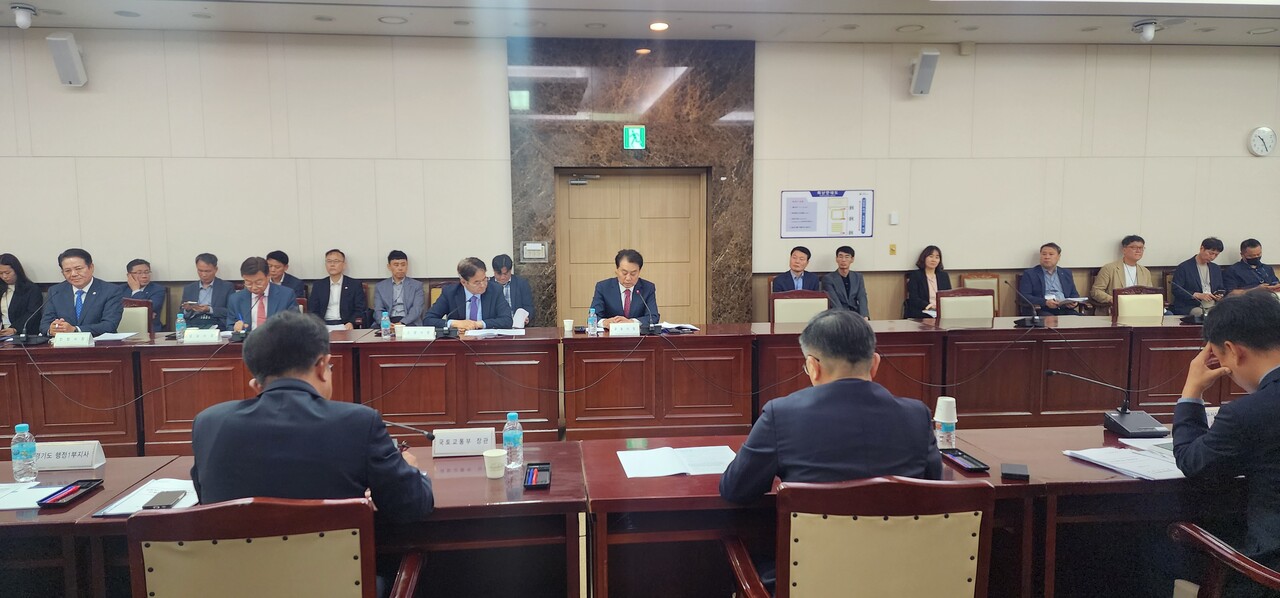 하은호 군포시장이 간담회에서 발언하고 있다. [사진=군포시 제공]