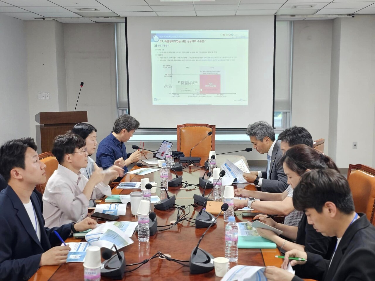 김기표 국회의원이 중동신도시 개발과 관련한 간담회를 진행했다. [사진=김기표 의원 페이스북]