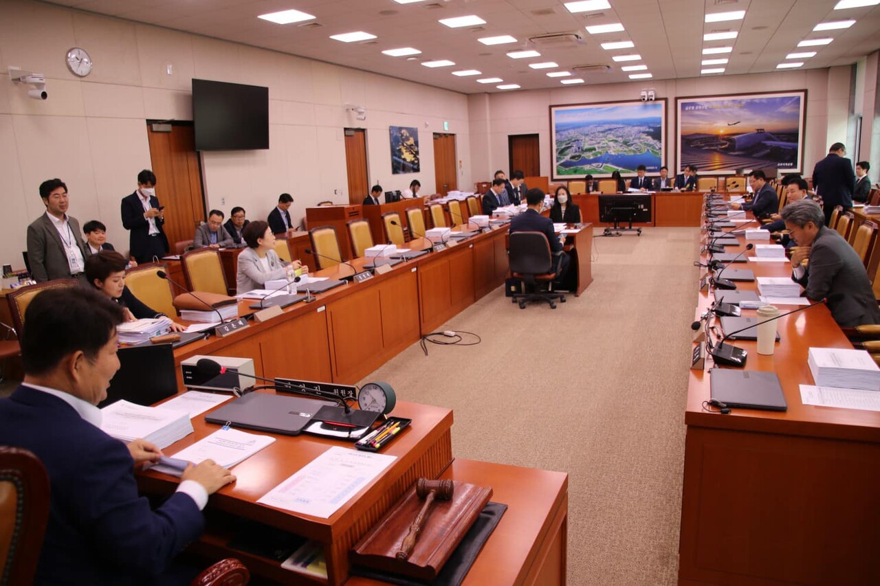 지난 25일 열린 국회 국토교통위원회 법안심사소위원회 [사진=안태준 의원 페이스북]