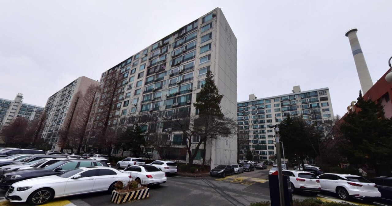 GS건설이 서울 송파구 잠실우성아파트의 재건축사업 입찰참여 확약서를 단독으로 제출했다. [사진=네이버 거리뷰]