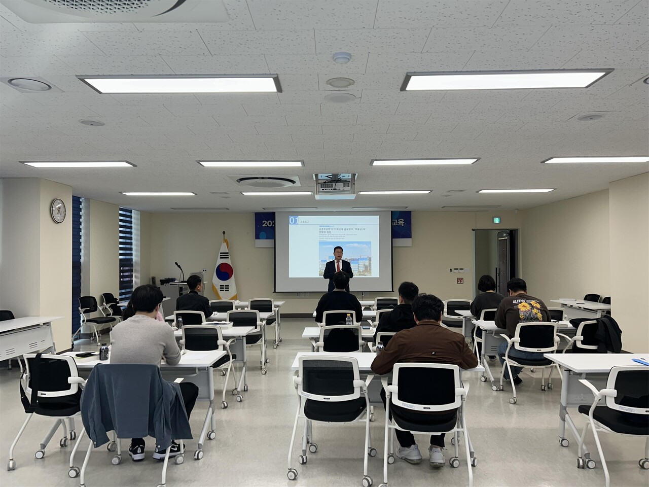 인천도시공사가 한국주택정비사업조합협회와 함께 소규모주택정비사업 전문가 교육을 실시했다. [사진=인천도시공사 제공]
