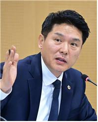 김길영 도시계획균형위원회 위원장 [사진=서울시의회 제공]