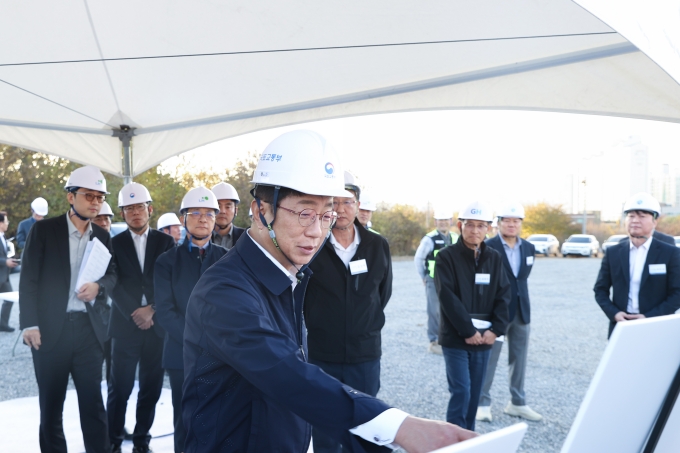 박상우 장관이 지난 15일 하남 교산 신도시를 찾아 간담회를 가졌다. [사진=국토부 제공]