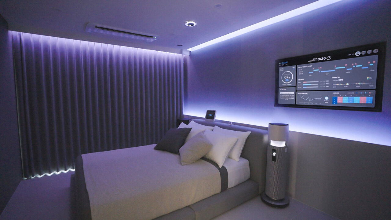 미래형 건강주택 실증연구시설(침실) 내부 [사진=현대건설 제공]