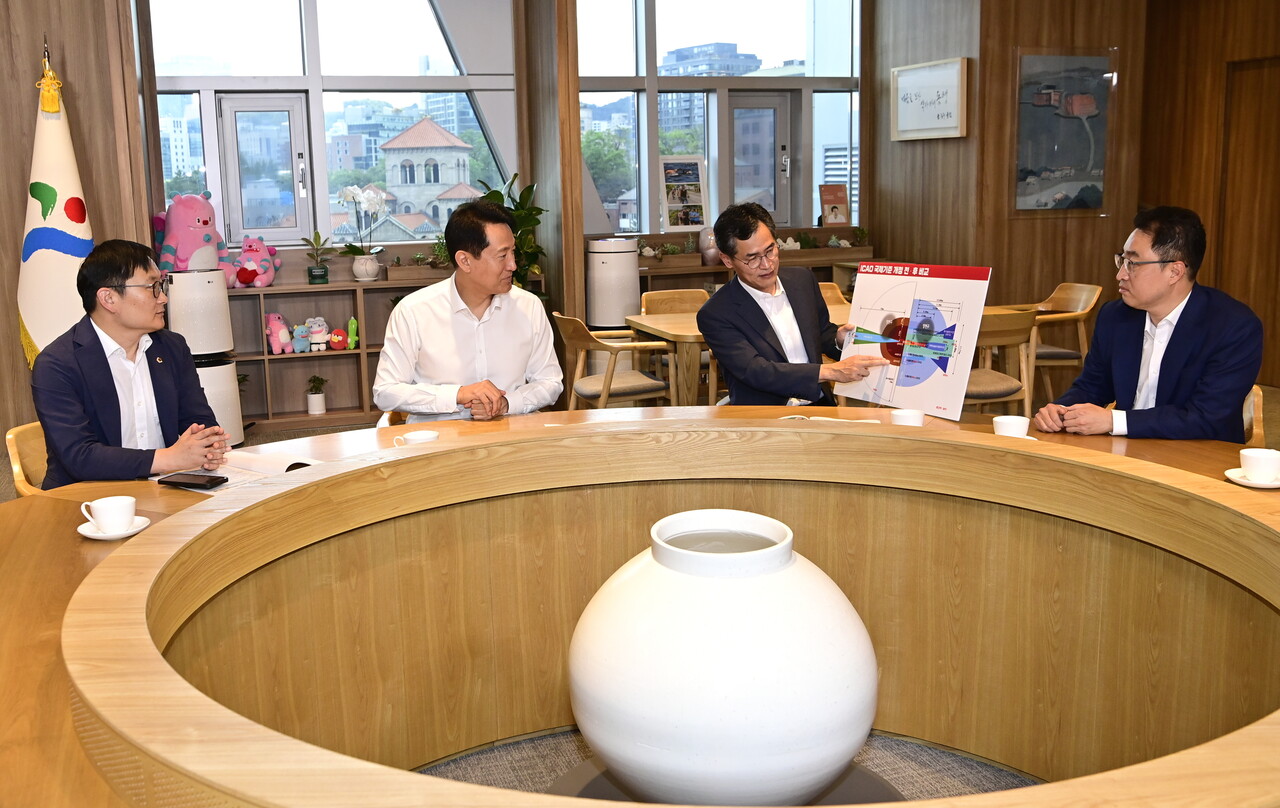 서울시의회 허훈 의원이 국제민간항공기구 공항 고도제한 국제기준 개정안에 대해 우려를 표시했다. [사진=서울시의회 제공]