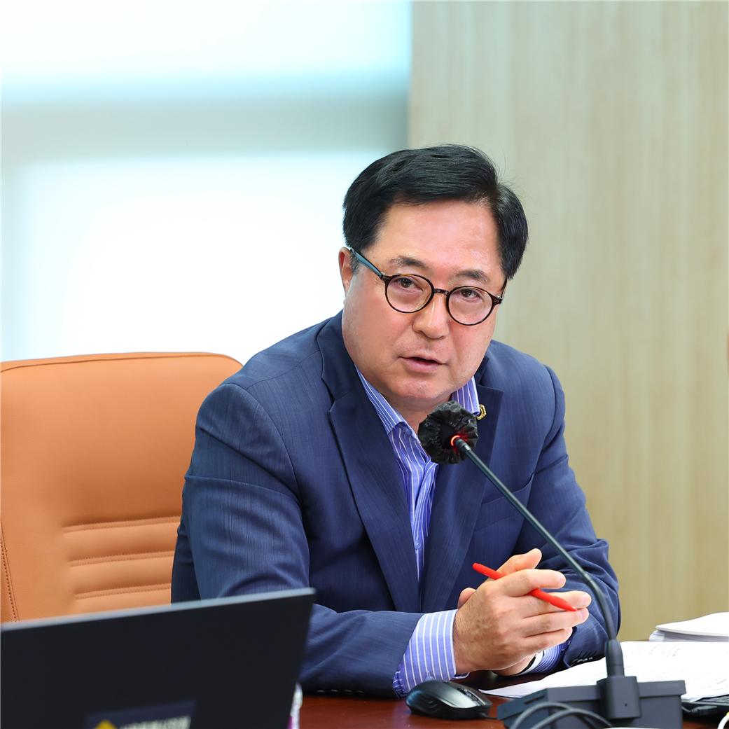 서울시의회 박석 의원이 발언하고 있다. [사진=서울시의회 제공]