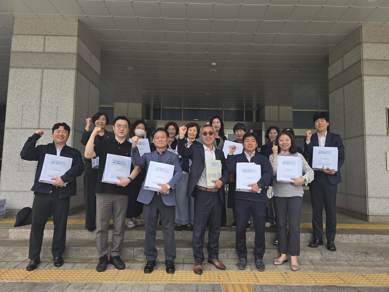 귀인스마트 통합재건축 준비위원회는 1기 신도시 13개 선도지구 중 최초로 특별정비구역 지정을 위한 계획안을 제출했다. [사진=위원회 제공]